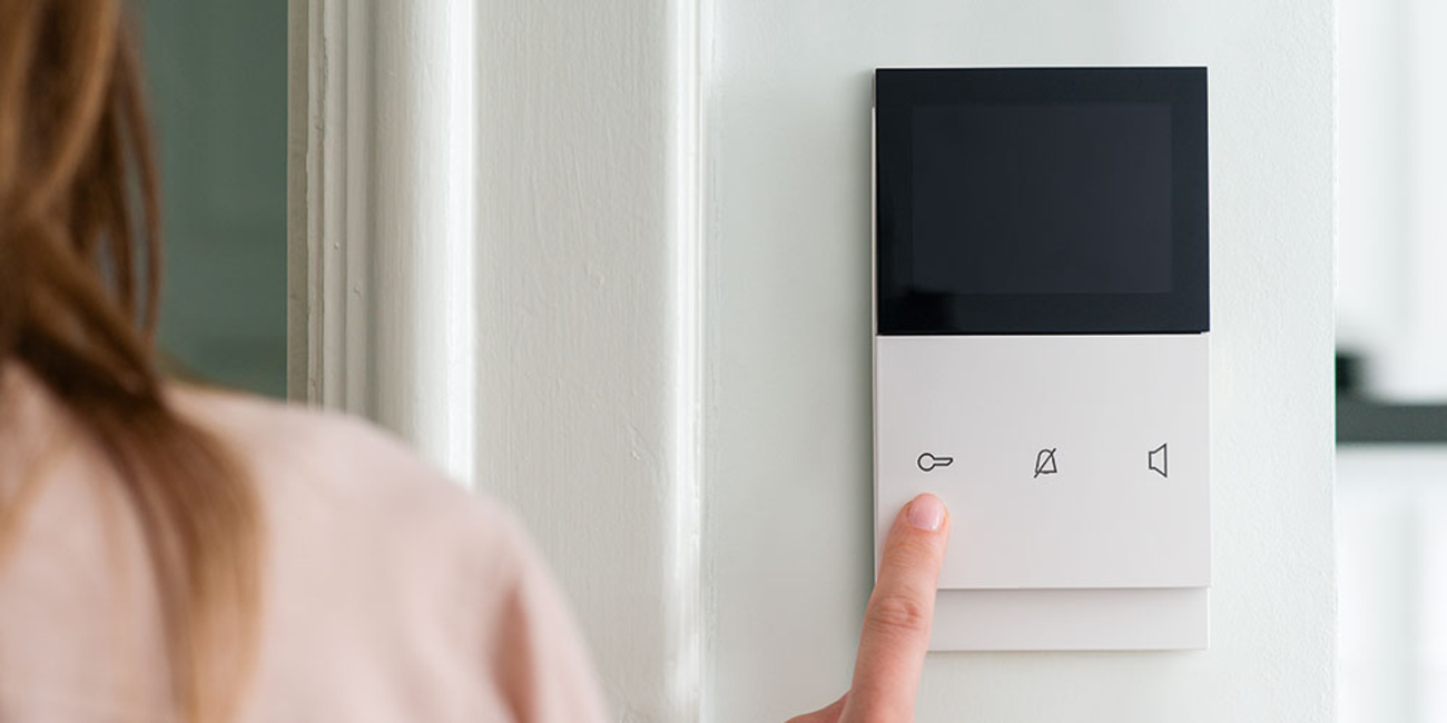 ELCOM.TOUCH bei Elektro- & Installationstechnik Volker van Zanten in Katzenelnbogen